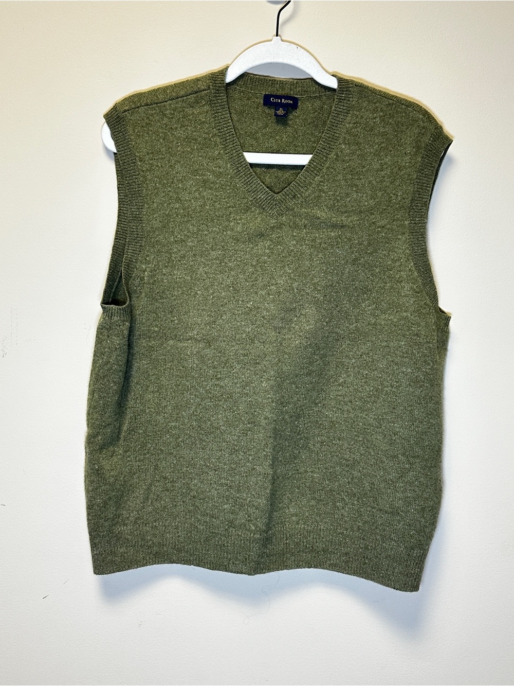 Club Room 100% Lambswool Olive Green V-Neck Sweater Vest XL